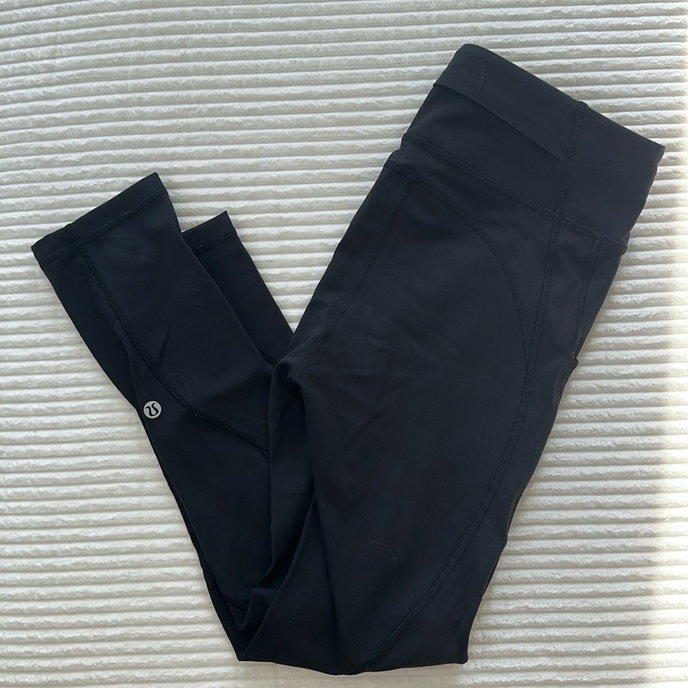 Black Lululemon leggings 3/4 length